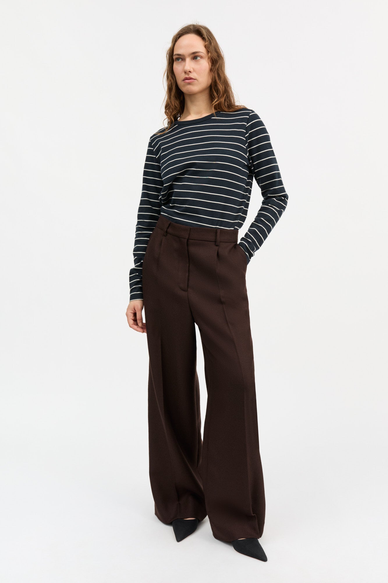 Skall Studio Emmerson trousers Trousers Dark brown